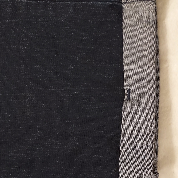 NWOT Women's NYDJ Denim Lift Tuck Capris Size 10 - Picture 11 of 11